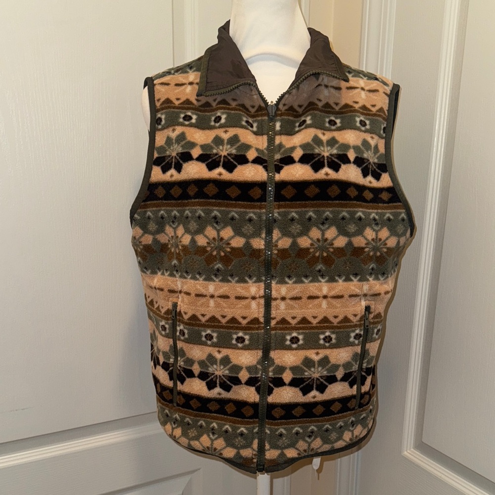 FU DA Sport Women’s Silk Fair Isle Reversible Holiday Patterned Vest - Size M